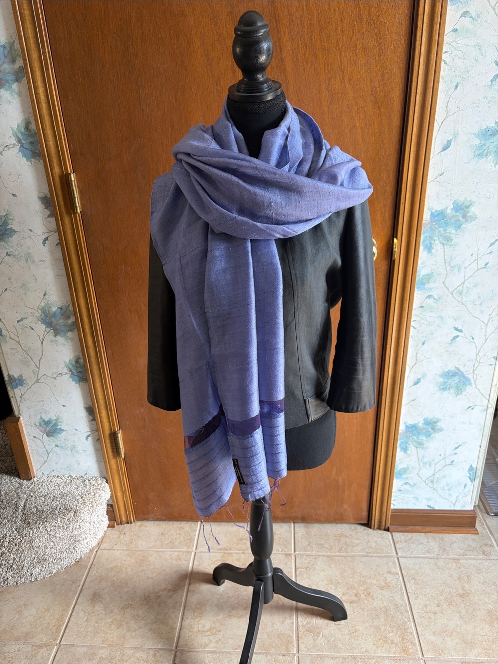 Lavender Woven Wrap Scarf - Lightweight Women's Accessory